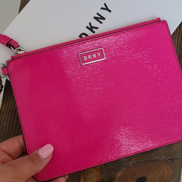 DKNYC Bags Dknyc Bright Pink Magenta Fuchsia Wrestlet Clutch